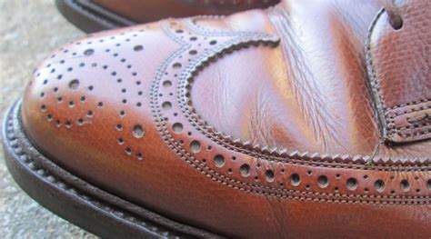 how to remove wrinkles from leather shoes|how to tighten stretched leather.